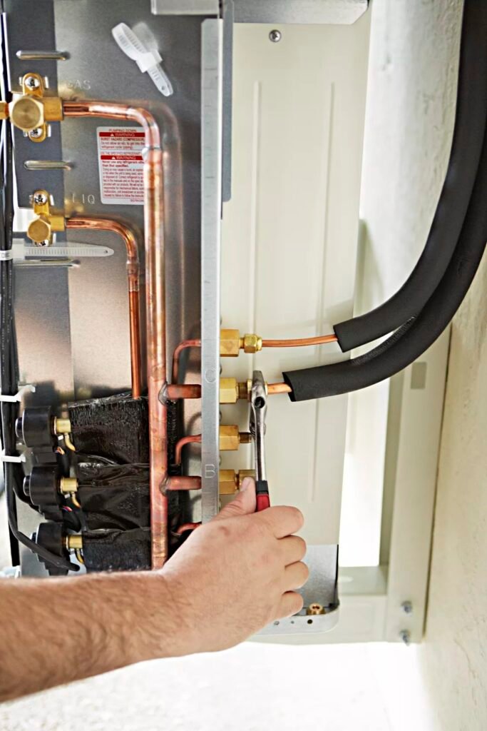 copper pipe installation in AC